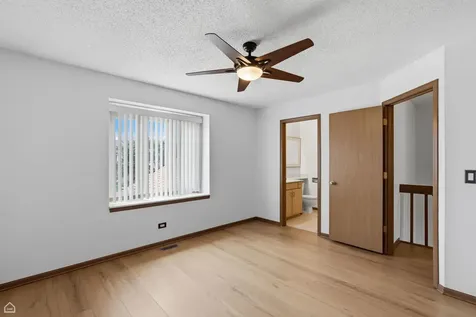 341 Redwing Drive Deerfield IL 60015