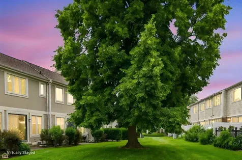 341 Redwing Drive Deerfield IL 60015