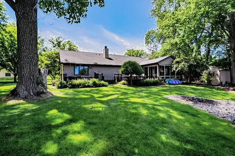 1802 Lake Shore Drive Mahomet IL 61853