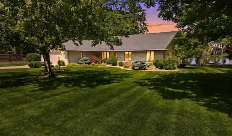 1802 Lake Shore Drive Mahomet IL 61853