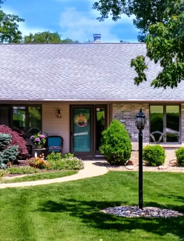 1802 Lake Shore Drive Mahomet IL 61853