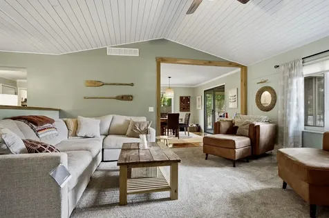1802 Lake Shore Drive Mahomet IL 61853