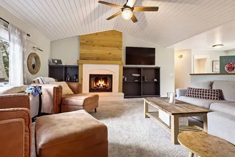 1802 Lake Shore Drive Mahomet IL 61853