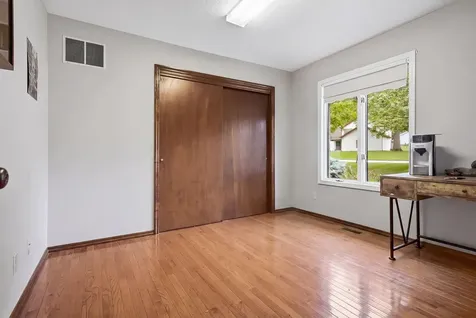 1802 Lake Shore Drive Mahomet IL 61853