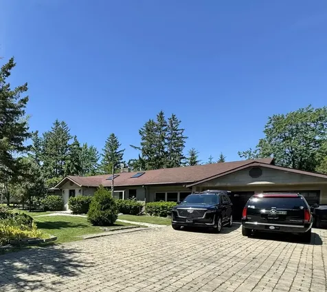 1802 Walnut Circle Northbrook IL 60062