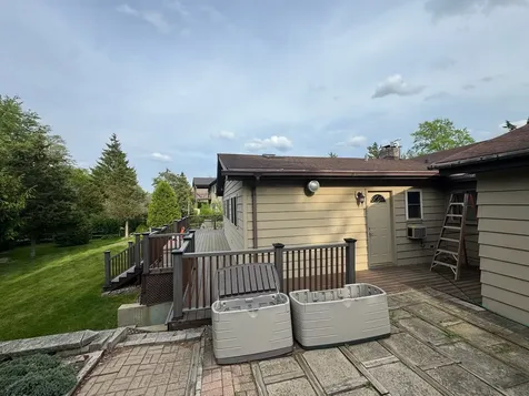 1802 Walnut Circle Northbrook IL 60062