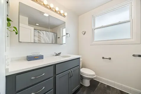 6537 North Greenview Avenue Chicago IL 60626