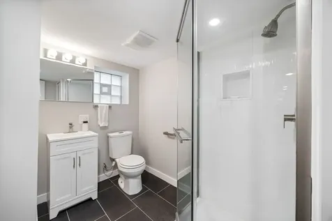 6537 North Greenview Avenue Chicago IL 60626