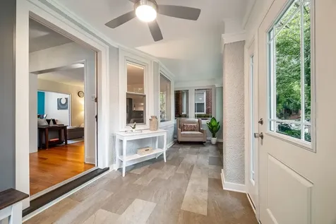 6537 North Greenview Avenue Chicago IL 60626