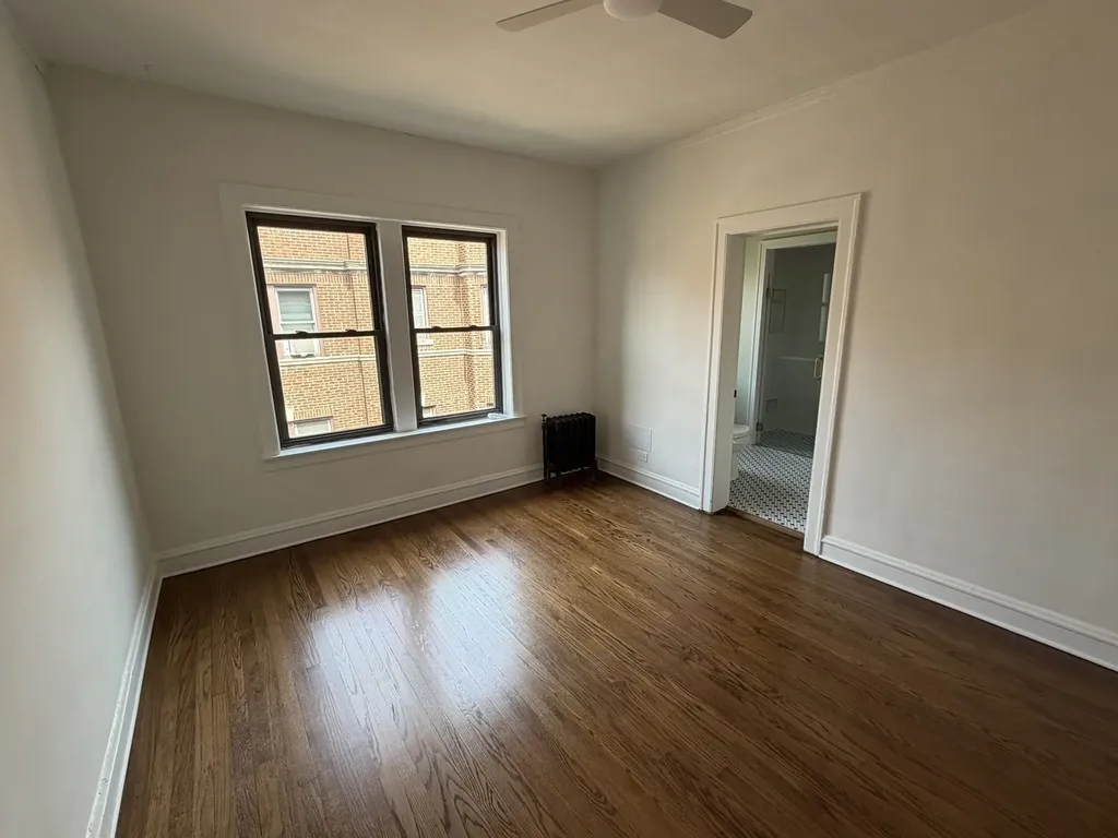 5333 South Dorchester Avenue Chicago IL 60615