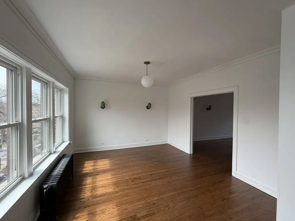 5333 South Dorchester Avenue Chicago IL 60615