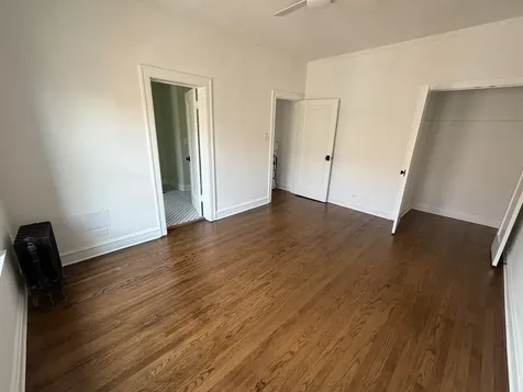 5333 South Dorchester Avenue Chicago IL 60615