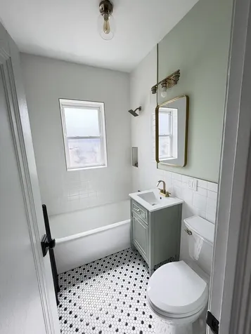 5333 South Dorchester Avenue Chicago IL 60615