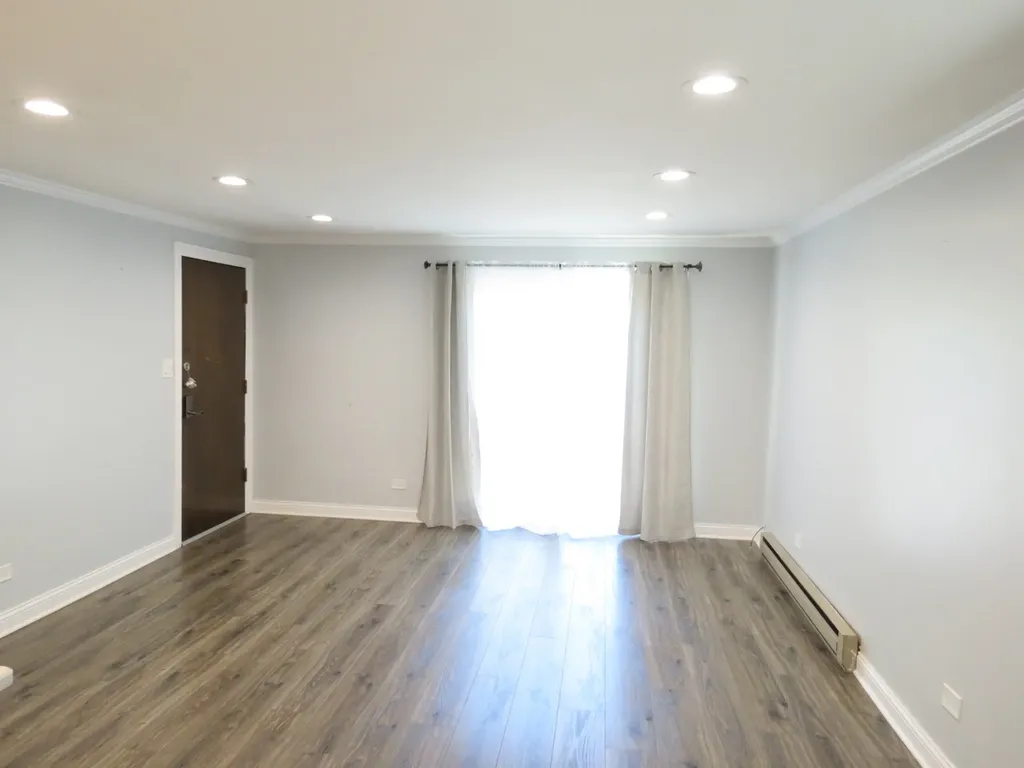 6632 West 64th Place Chicago IL 60638