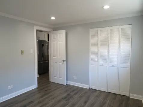 6632 West 64th Place Chicago IL 60638
