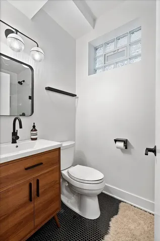610 North Damen Avenue Chicago IL 60622