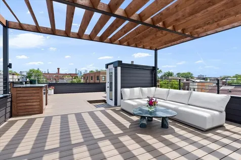 610 North Damen Avenue Chicago IL 60622