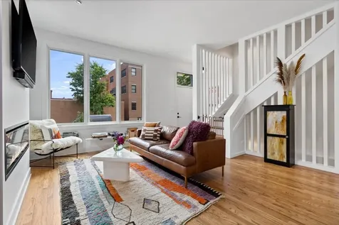 610 North Damen Avenue Chicago IL 60622