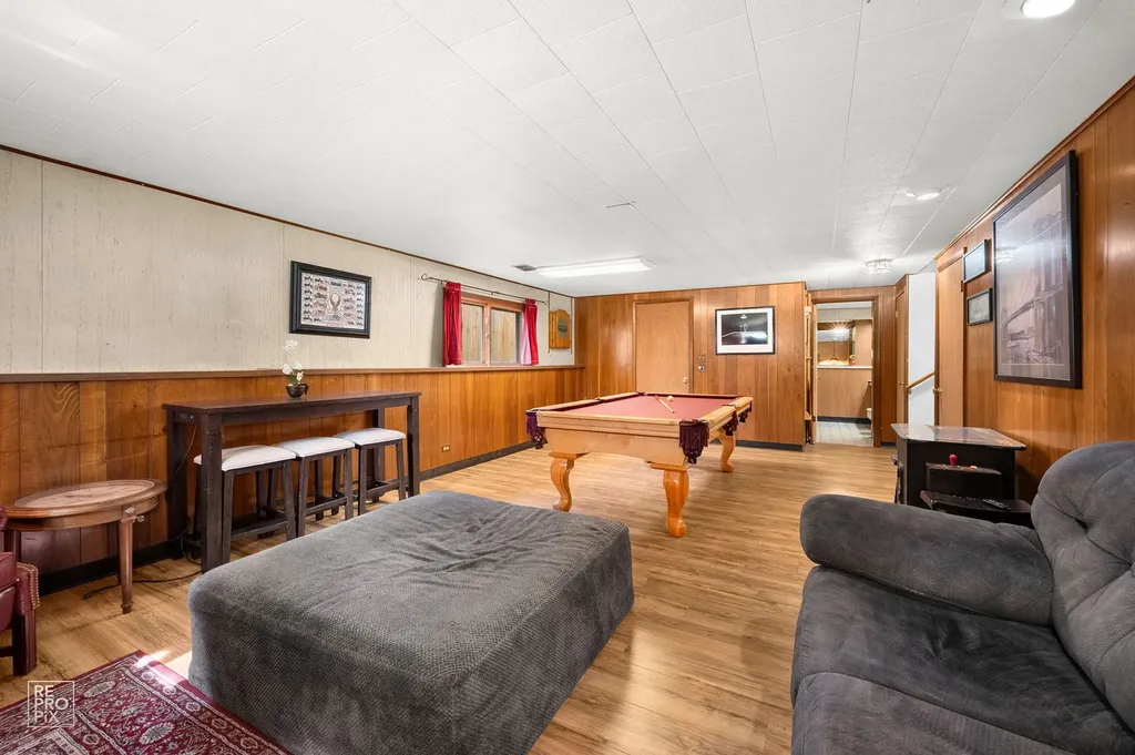 511 South Highland Avenue Lombard IL 60148