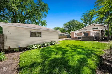 511 South Highland Avenue Lombard IL 60148