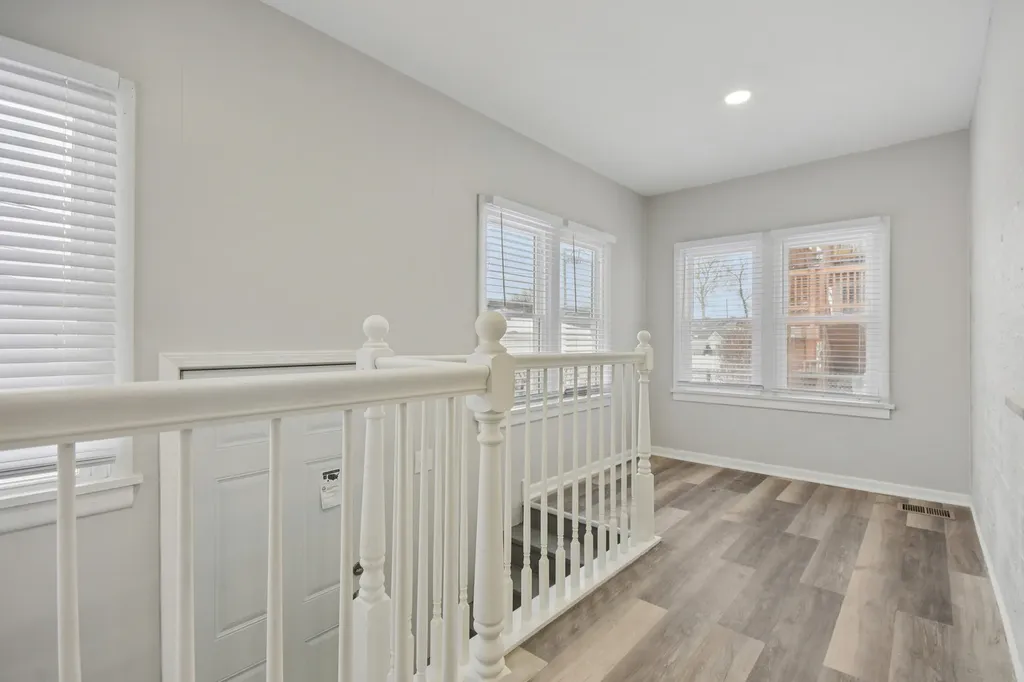 5718 West Superior Street Chicago IL 60644