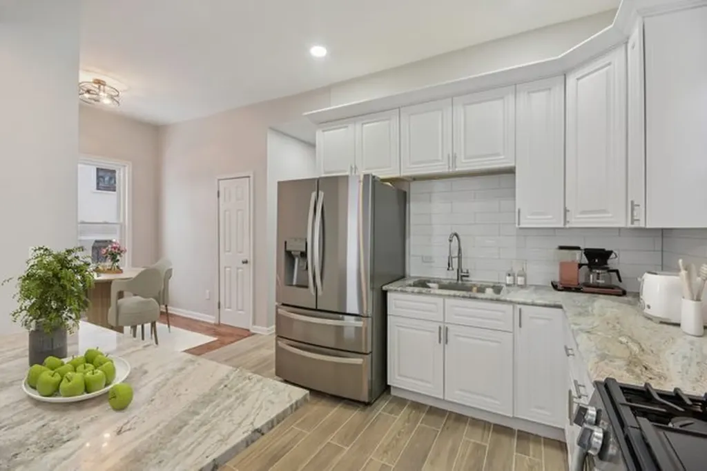 5718 West Superior Street Chicago IL 60644