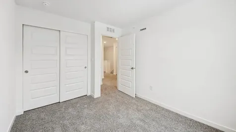 511 Yosemite Way Mundelein IL 60060
