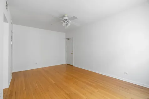 4240 North Clarendon Avenue Chicago IL 60613