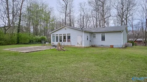 1318 44TH Street Rock Island IL 61201