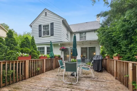 3130 Thayer Street Evanston IL 60201