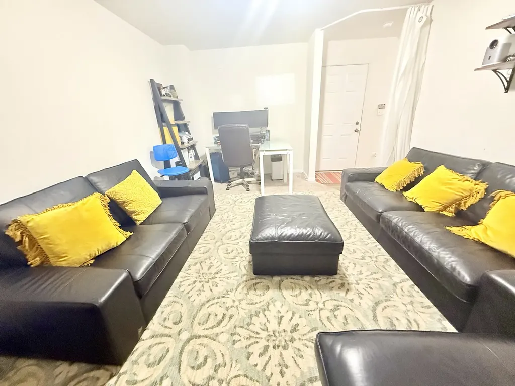 2995 Madison Drive Naperville IL 60564
