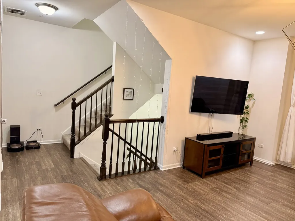 2995 Madison Drive Naperville IL 60564