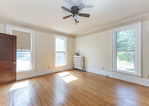 728 21ST Street Rock Island IL 61201