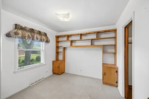 734 Campbell Avenue Chicago Heights IL 60411