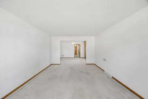 734 Campbell Avenue Chicago Heights IL 60411