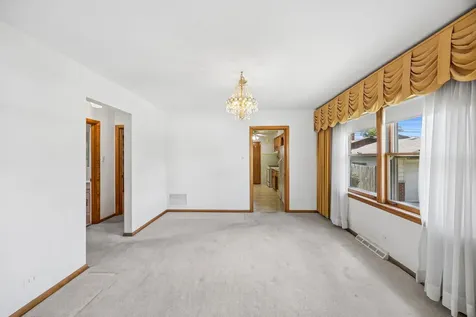 734 Campbell Avenue Chicago Heights IL 60411