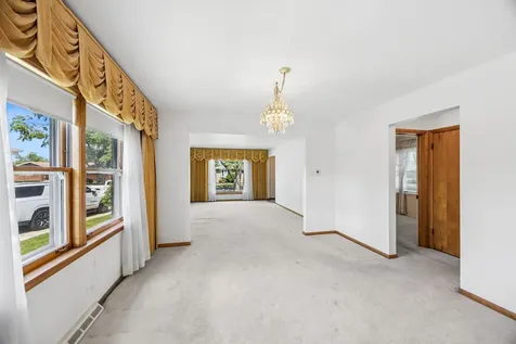 734 Campbell Avenue Chicago Heights IL 60411