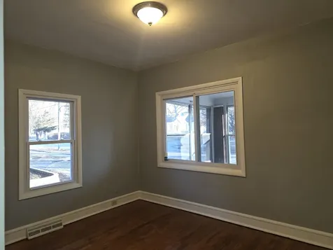 634 West Ridgeland Avenue Waukegan IL 60085