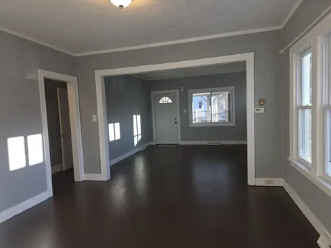 634 West Ridgeland Avenue Waukegan IL 60085