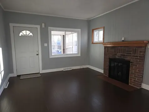 634 West Ridgeland Avenue Waukegan IL 60085