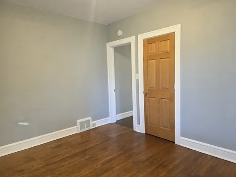 634 West Ridgeland Avenue Waukegan IL 60085