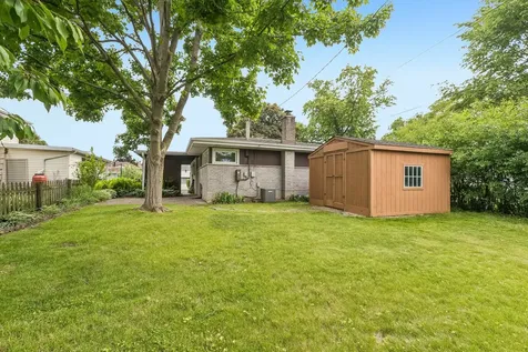 220 Voltz Road Northbrook IL 60062