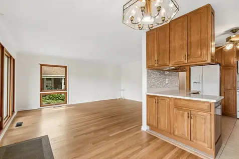 220 Voltz Road Northbrook IL 60062