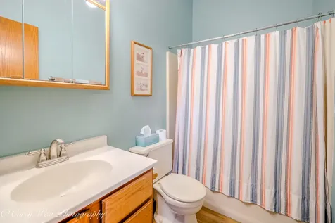 1841 Kerrybrook Court Sycamore IL 60178