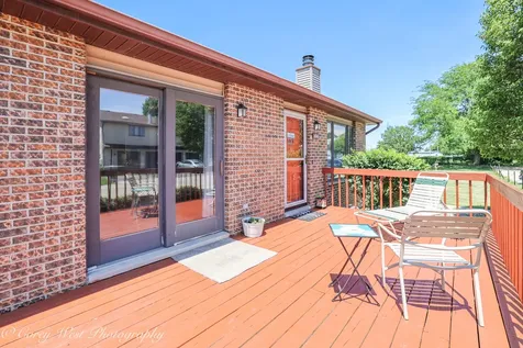 1841 Kerrybrook Court Sycamore IL 60178
