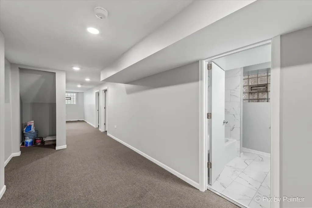 6802 South Champlain Avenue Chicago IL 60637
