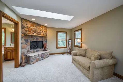 2N893 Elodie Drive Elburn IL 60119