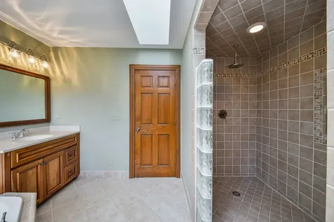 2N893 Elodie Drive Elburn IL 60119