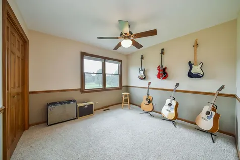 2N893 Elodie Drive Elburn IL 60119