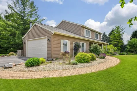 2N893 Elodie Drive Elburn IL 60119